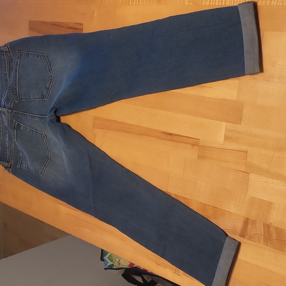 Apt 9 Essentials Slim Capri Jeans Streatchy - Picture 7 of 10